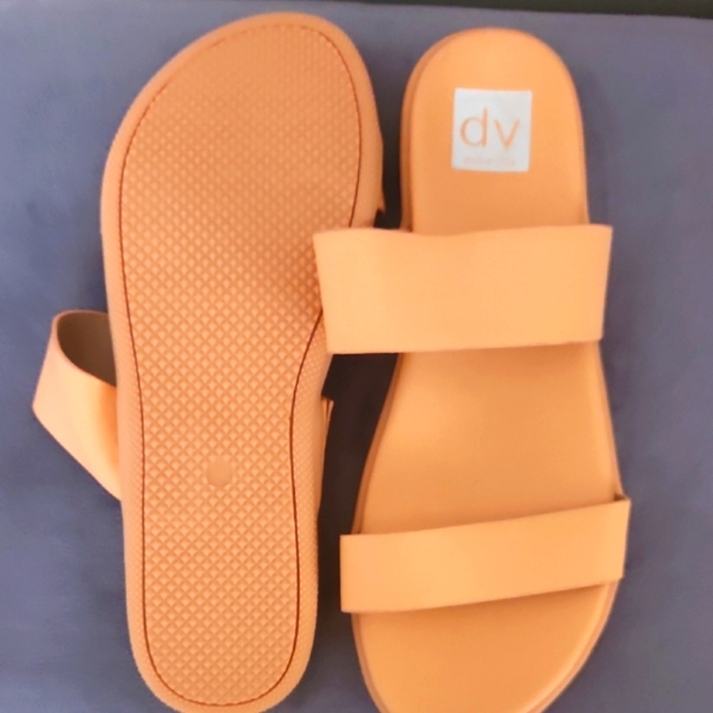 DV by Dolce Vita Tan Minimalist Sandals